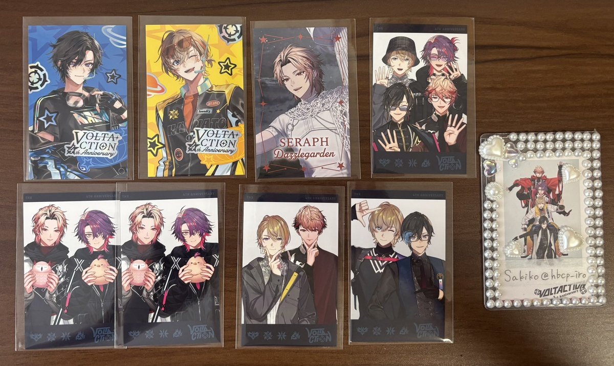 hbcp_iro's tweet photo. @omurice6_6 はじめまして、検索より失礼いたします。
こちら画像1枚目を所持しているのですが、2枚目スタンプのものとの交換は可能でしょうか？ご検討いただけますと幸いです。 https://t.co/iiAYUXYyJj