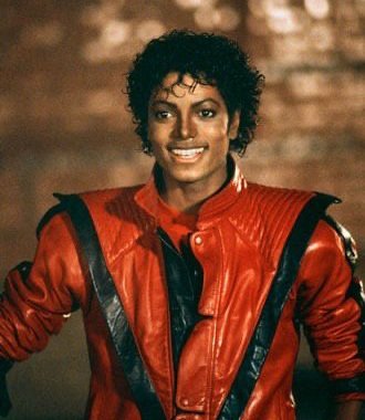 PopHubOfficial's tweet photo. 💵| Fueled by the billion-dollar success of the biopic "Michael", @michaeljackson’s catalog helped drive a 22% revenue jump at Sony Music to about $3.5 billion for the quarter, even as Sony Pictures’ box office slowed. https://t.co/otCqPr712B