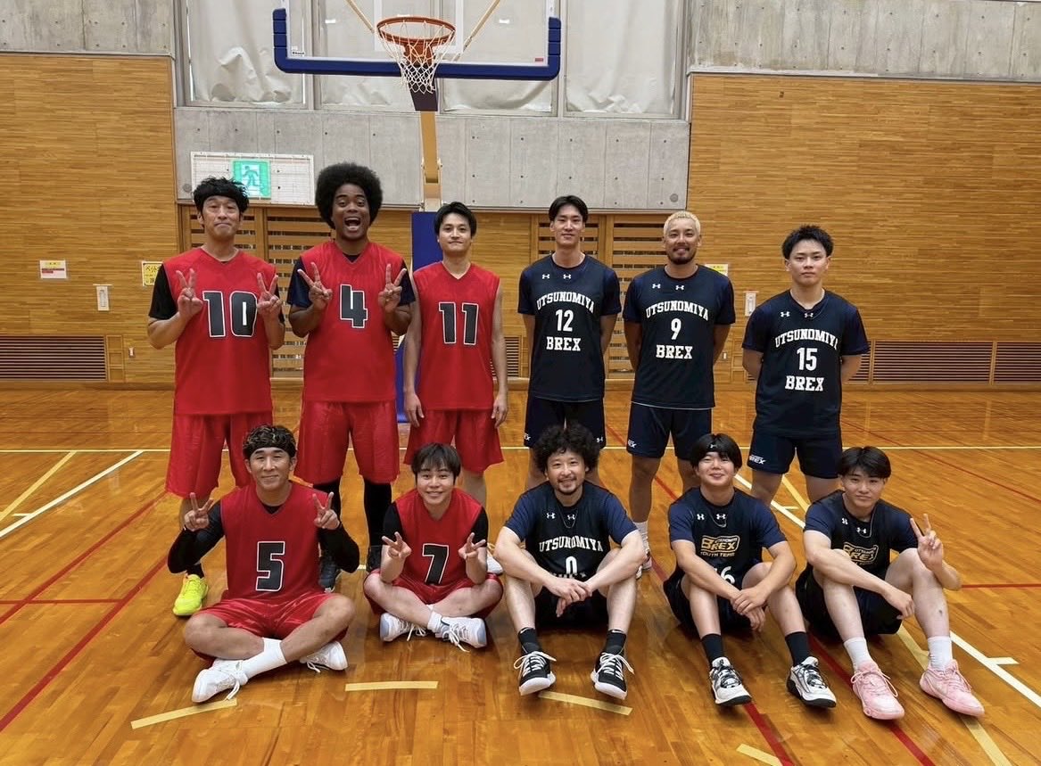 JUNSOEJIMA's tweet photo. この後13:05分からテレビ東京で放送の

『一点突破』

に出演します🤩🏀
宇都宮ブレックスの選手とのバスケ対決🏀‼️
一点でも取ればクリア🤩🏀🔥

どんな勝負になったのか😏🏀
是非ご覧ください🤩🏀🔥

#宇都宮ブレックス

https://t.co/Lj9ikx7262 https://t.co/3c6n9bPPD9