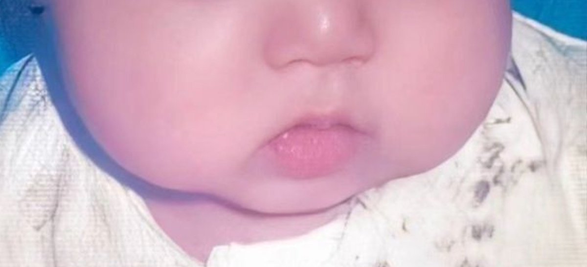 _taegguk_luv_'s tweet photo. awww 😭😭😭😭😭😭😭😭 

            baby tete                       baby gugu https://t.co/17J2oSyWnM
