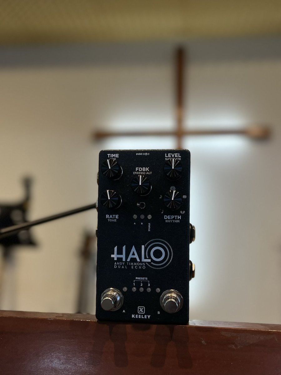 8746_records's tweet photo. う〜ん衝動MNG
Keeley Halo
アンディティモンズろくに聴いた事なくて申し訳ない

ボード組み直すの怠いすぎるので、空いてるスペースにポンと置くだけとします。 https://t.co/amm9oxsTLX