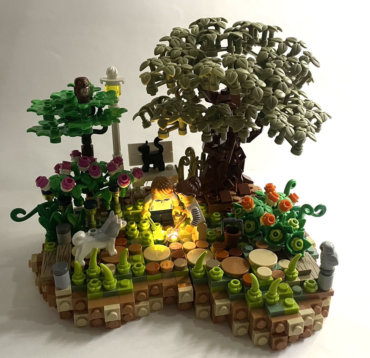 lego42195's tweet photo. 今日8月1日は #花火の日 🎆

だから各地で花火大会が多いんですね ✨

#今日は何の日  #lego  #花火 https://t.co/h1a26lQfNT