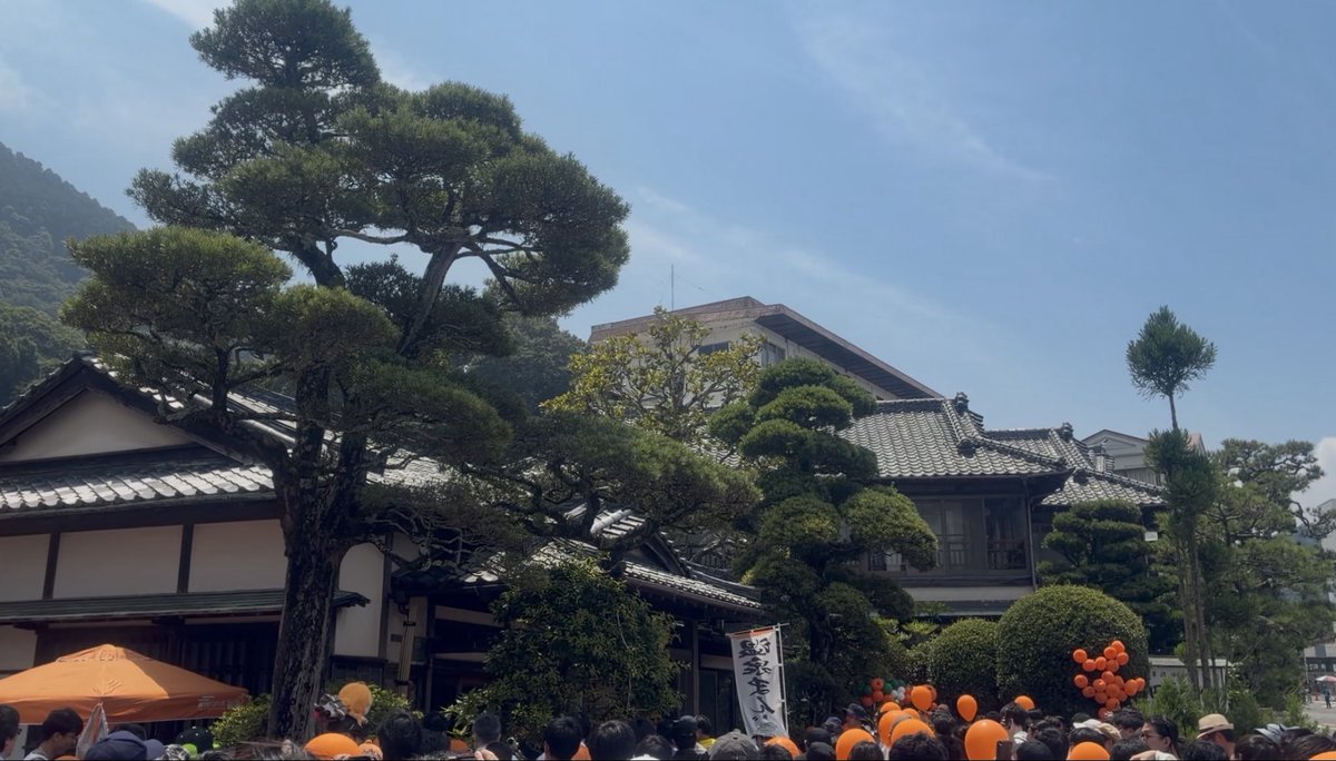 cha_0927's tweet photo. 🍊!!🍊!!
（肝心のバルーンリリースで撮影ボタン押せてないし！！😭） https://t.co/Ui9MbsNfEC