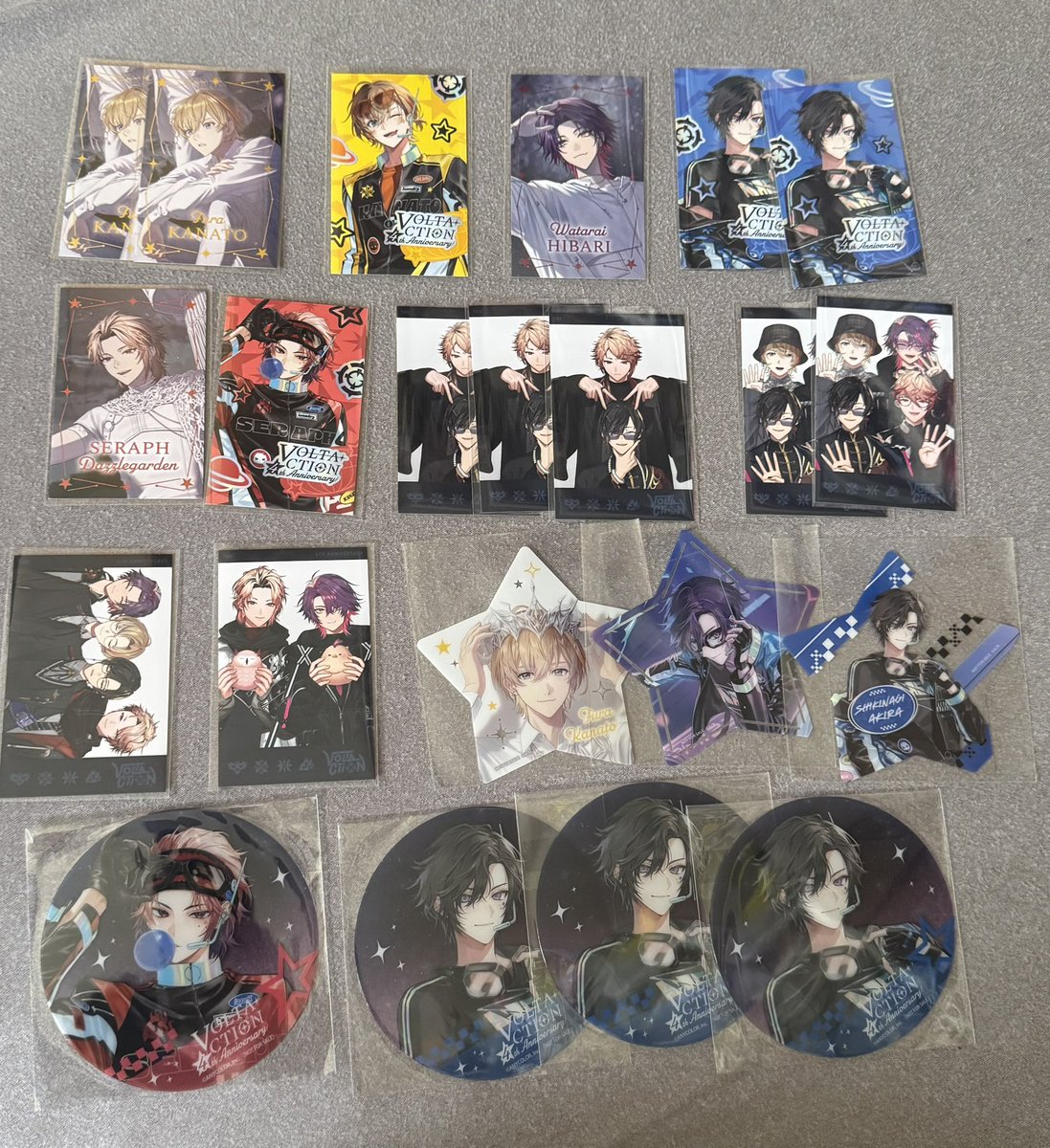 shionotrhk's tweet photo. 【交換希望】にじさんじ VOLTACTION ヴォルタ 4th anniversary 4周年  チェキ風カード 特典 星型カード アニメイト

譲)1枚目

求)2枚目、3枚目

異種交換も検討可、まとめて交換最優先、コンプ目的のため譲の中に推しも含まれております。何かありましたらよろしくお願いいたします。 https://t.co/3GSlGjP1dy
