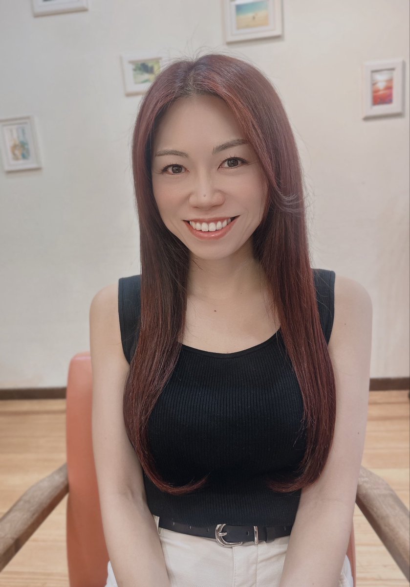 anakobayashi's tweet photo. 髪✨
トリートメント
オレンジ系カラー
たまにはストレートアレンジ✨
ツヤツヤになったー💕
https://t.co/PLfJgFbLMO
#表参道
#Number76
#美容院 https://t.co/hTk5aoGvp1