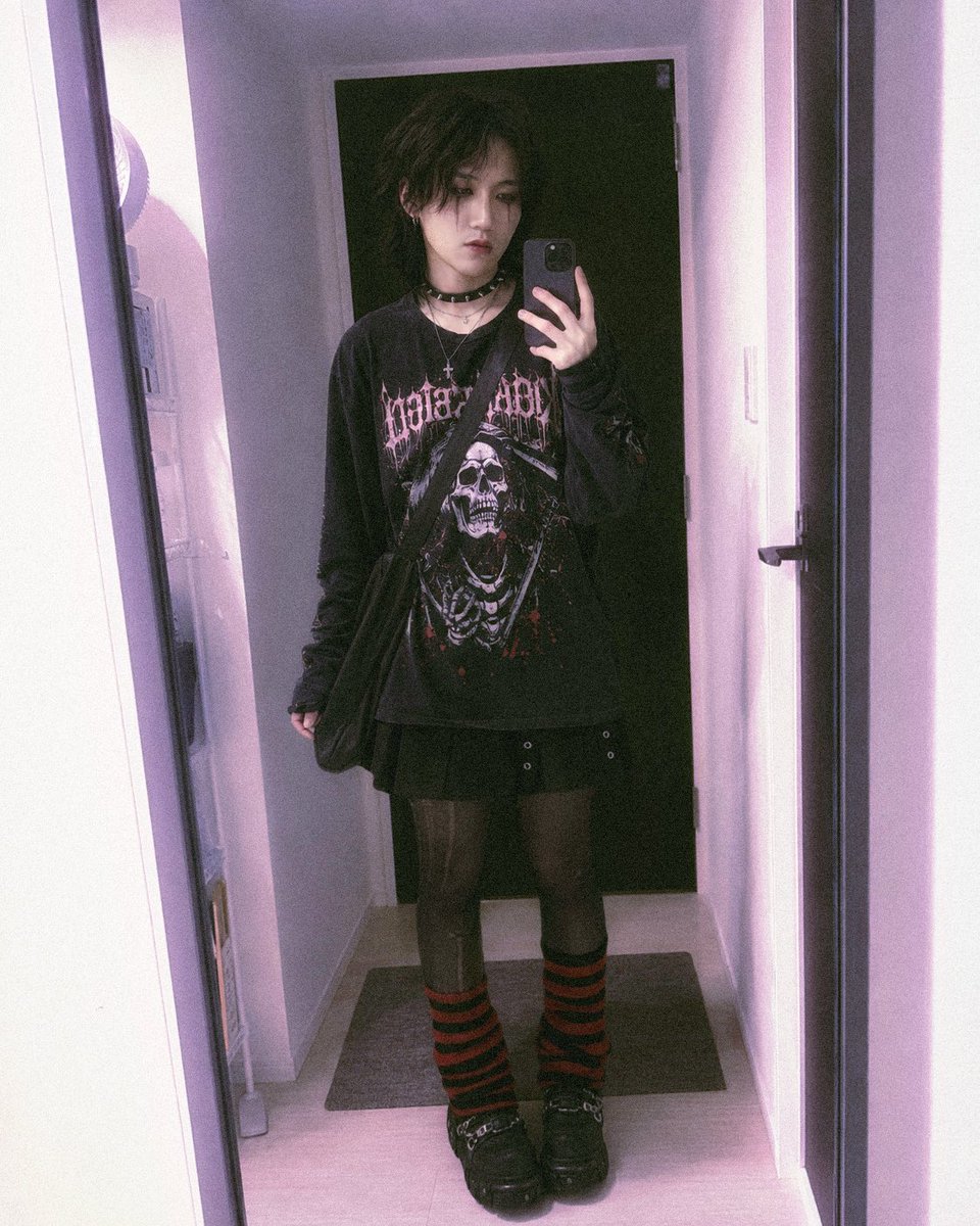 KidneysPlus's tweet photo. Yes I’m alive
#femboy #femboyfriday #alt #gothic https://t.co/gueRKOtjrw