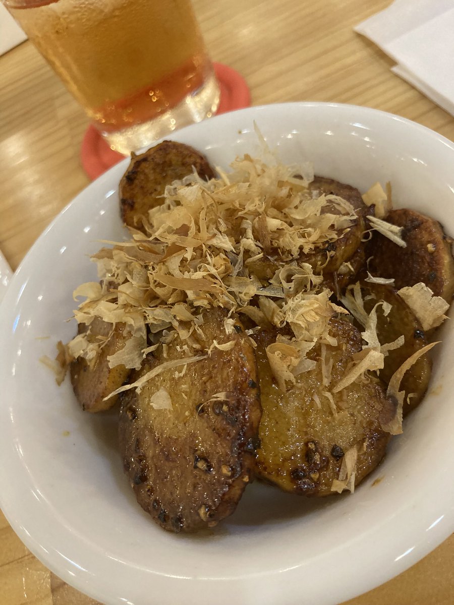 hase0620's tweet photo. 山芋のソテーとホットドッグ風トースト https://t.co/xwVqRIuVsH