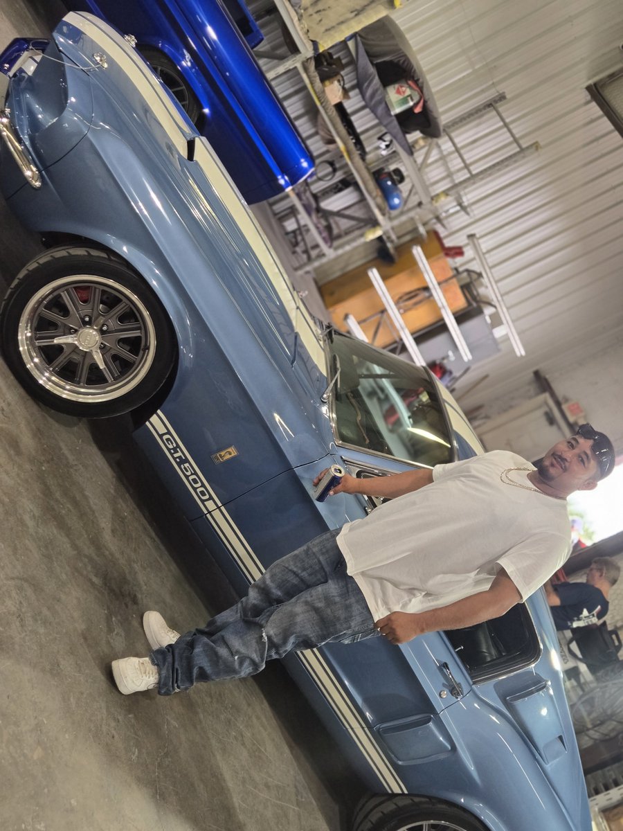 lilmix23's tweet photo. The car show you hate to miss the car club you love to see it's that moment where you can't find the next person but who is there yes sir to me Little Mix concrete and maka restoration https://t.co/ABJIeVYv0d