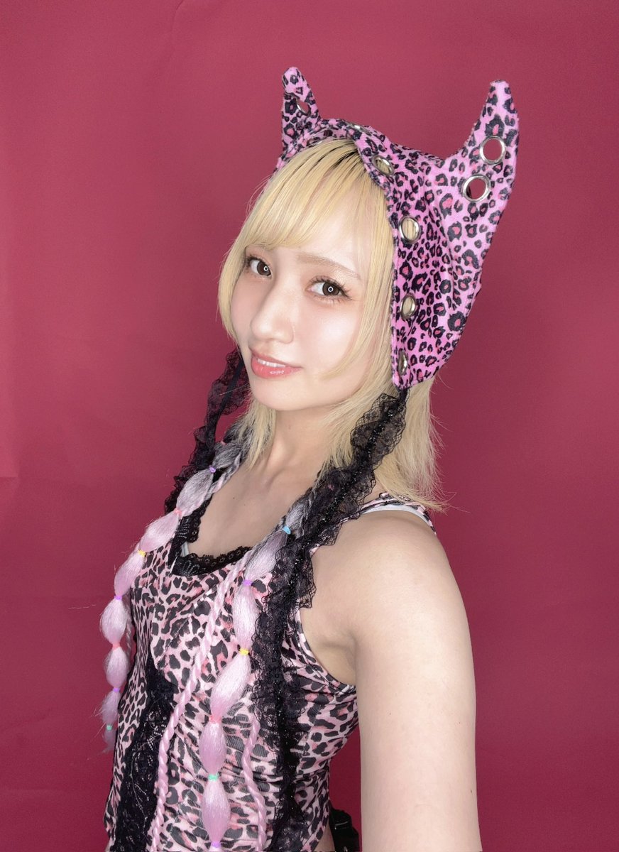 _krg_jf's tweet photo. あち生誕チ、チケ発だァ〜〜〜〜！！！！！！

🎫 https://t.co/w9c8aPseiM

よろしくお願いします！！！！！
特典付きチケットはこないだ大天才chaosさんの神スタイリングで撮影もしていただいたので、そのA4サイズのブロマイドにわたしがめちゃくちゃメッセージとか書きます💖何卒！
#あちはぴば2026 https://t.co/kkiwYLyMt8