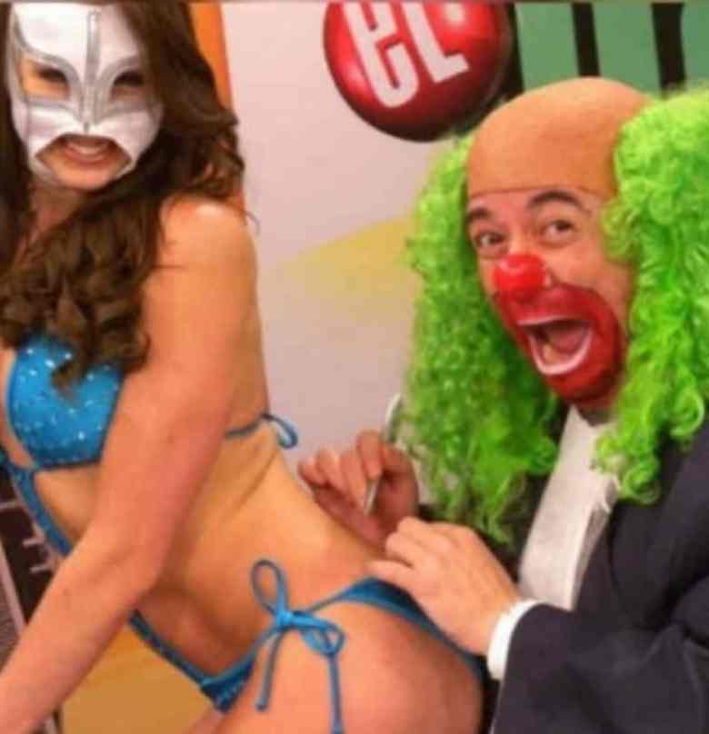 caseluma's tweet photo. @V_TrujilloM Cuando al poder se le revisaba y no se le aplaudía, o como era? https://t.co/ON7XFlAGHL