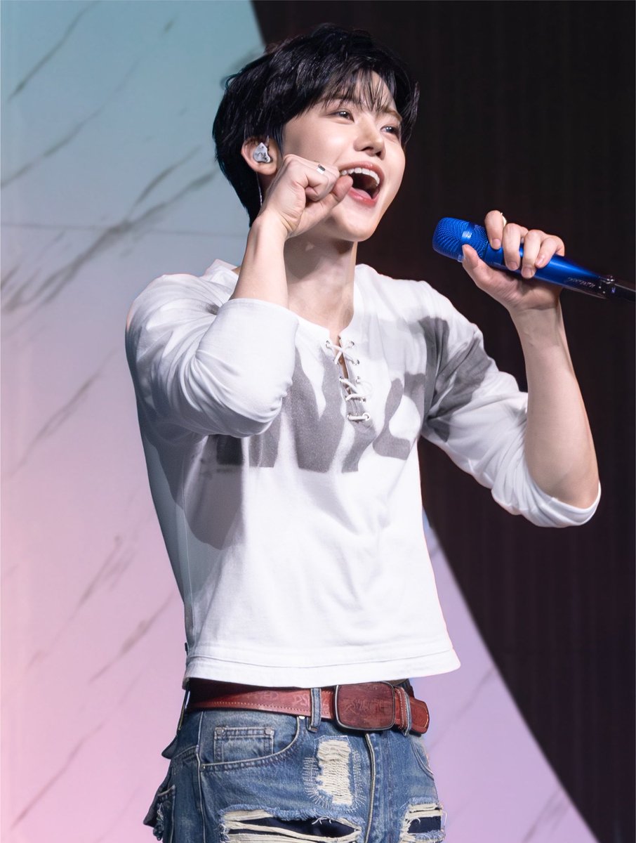 23perx_'s tweet photo. ตั้งแต่ i เจอ u นะ 
i มองคนบนโลกนี้เมะหมดเลยอ่ะ
u คือ standard เคะในชีวิต i https://t.co/2jBbyZdE8H