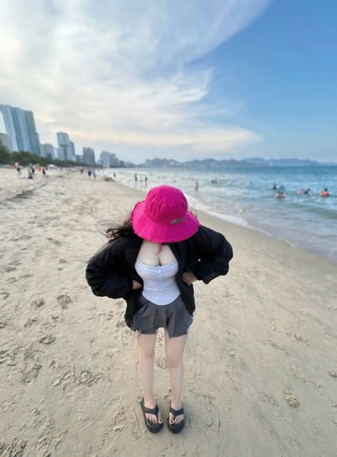 Vankerkerkoff's tweet photo. العالم يجعل الحياة أكثر جمالاً ☀️
Ocn https://t.co/jJ1Gyx2YwY