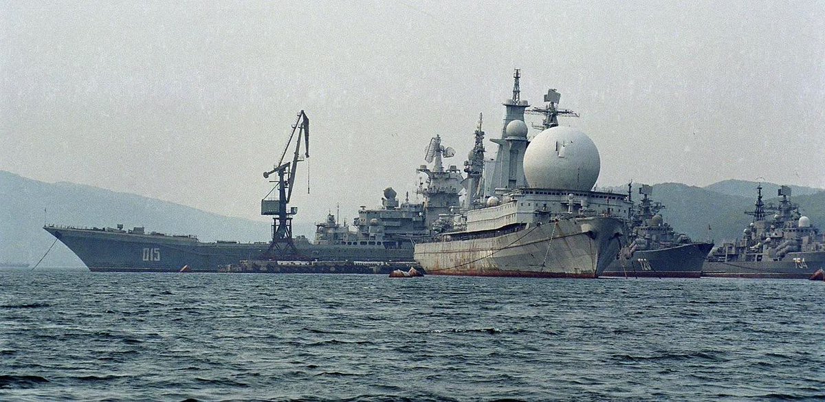 baltfleet's tweet photo. "Фрунзе" и "Урал"... https://t.co/iCu39dt7V8