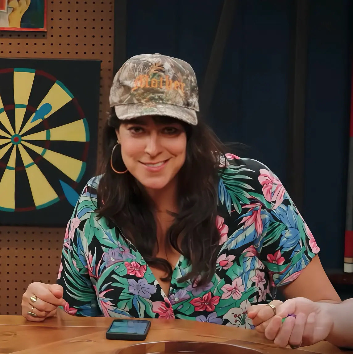 amandalcfilms's tweet photo. when you’re goofy but then you put on the mother hat https://t.co/SLfb7wGuNa