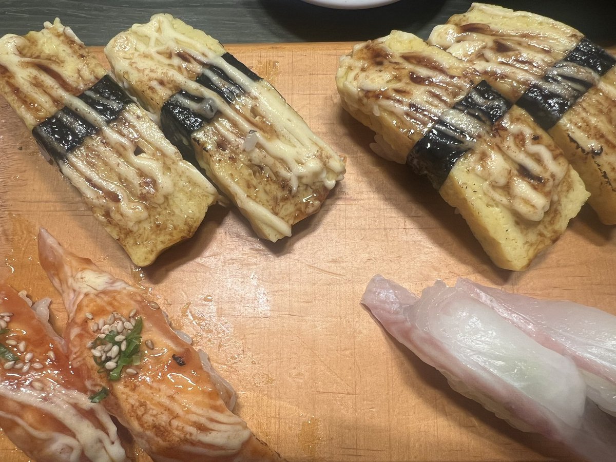 hmmmmmm1458's tweet photo. 누군가 너에게 1억을줄테니
30일동안 같은음식을 먹으라하면
머먹을거야?￼

난 이거 https://t.co/hV1MtQQbi5