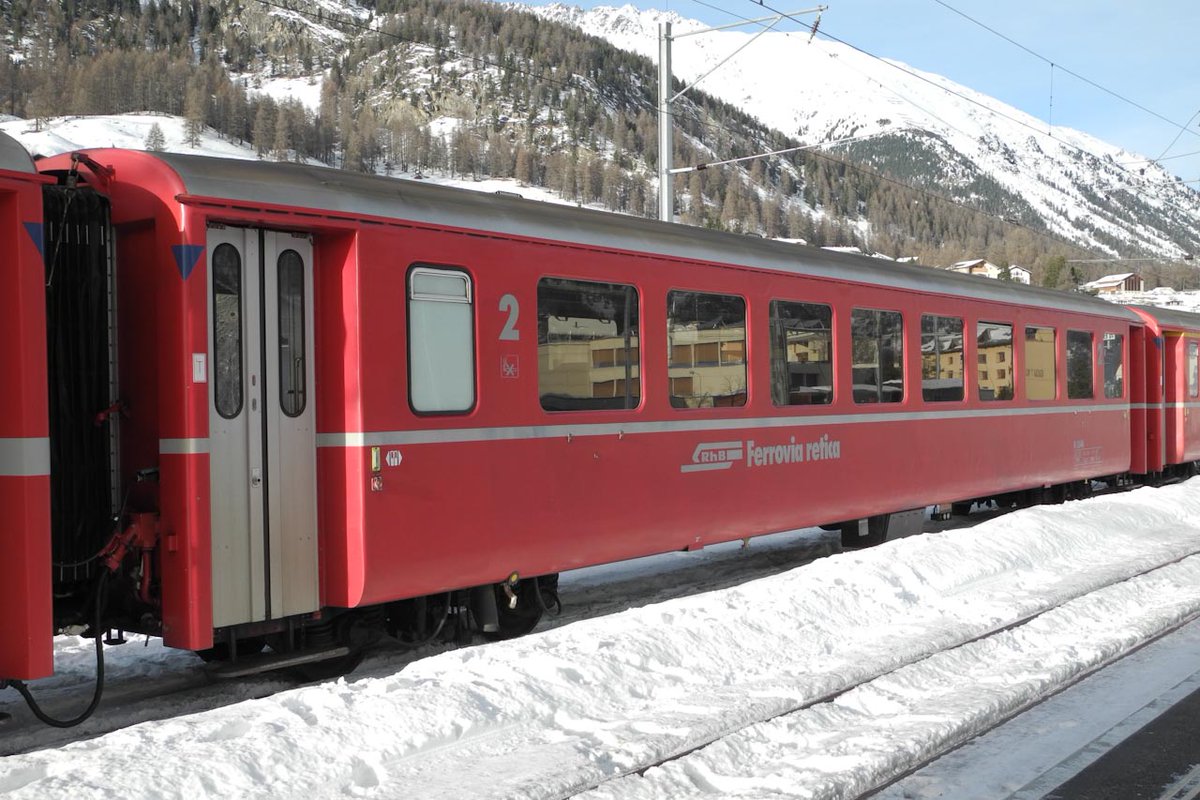 rhbge66nr701's tweet photo. レーティッシュ鉄道
B2349 20130101Samedan
B2347 20170106Chur
#RhätischeBahn
#RhB
#レーティッシュ鉄道 https://t.co/0TGh1Uj50q
