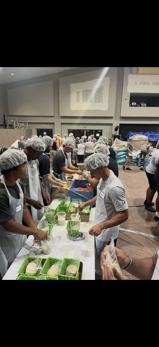 OhioDominicanFB's tweet photo. Today our team spent the afternoon packing meals for those in need alongside Heaven Sent Ministries at Genoa Church! Thank you to everyone who helped organize this opportunity and gave our team the chance to help give back! https://t.co/c5gWU8Vg6h