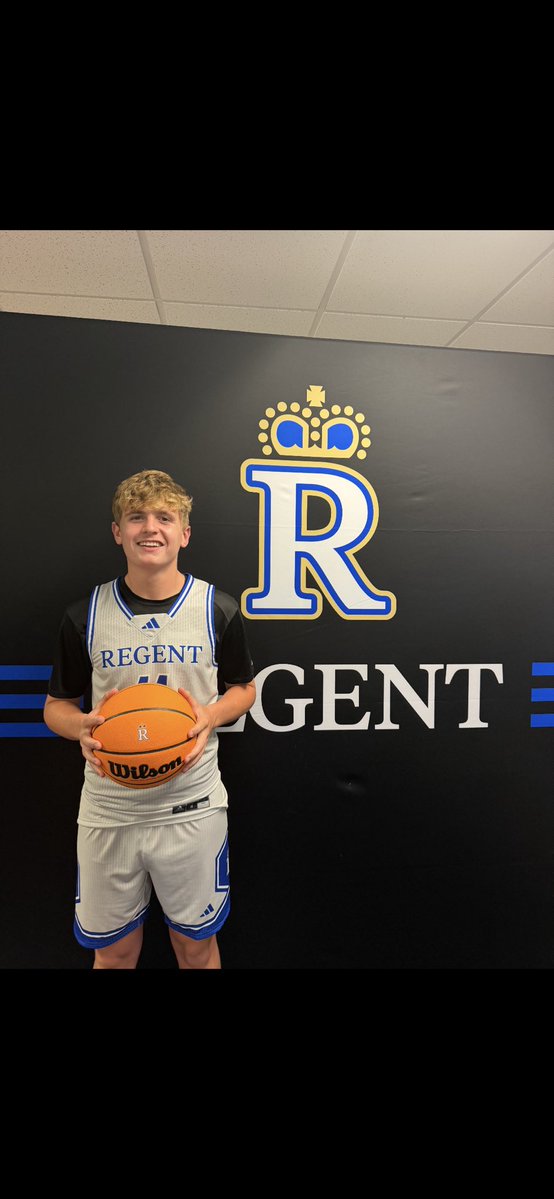XRobinette59401's tweet photo. Thank you @CoachHollenbeck  for having me on a visit today. I had a great time talking and learning more about the campus and @RegentMensBkb 

@BlueChipsGlobal @scottwstrode @Isaiah_Francis @hoops_Wv https://t.co/PEbsFoTMjU