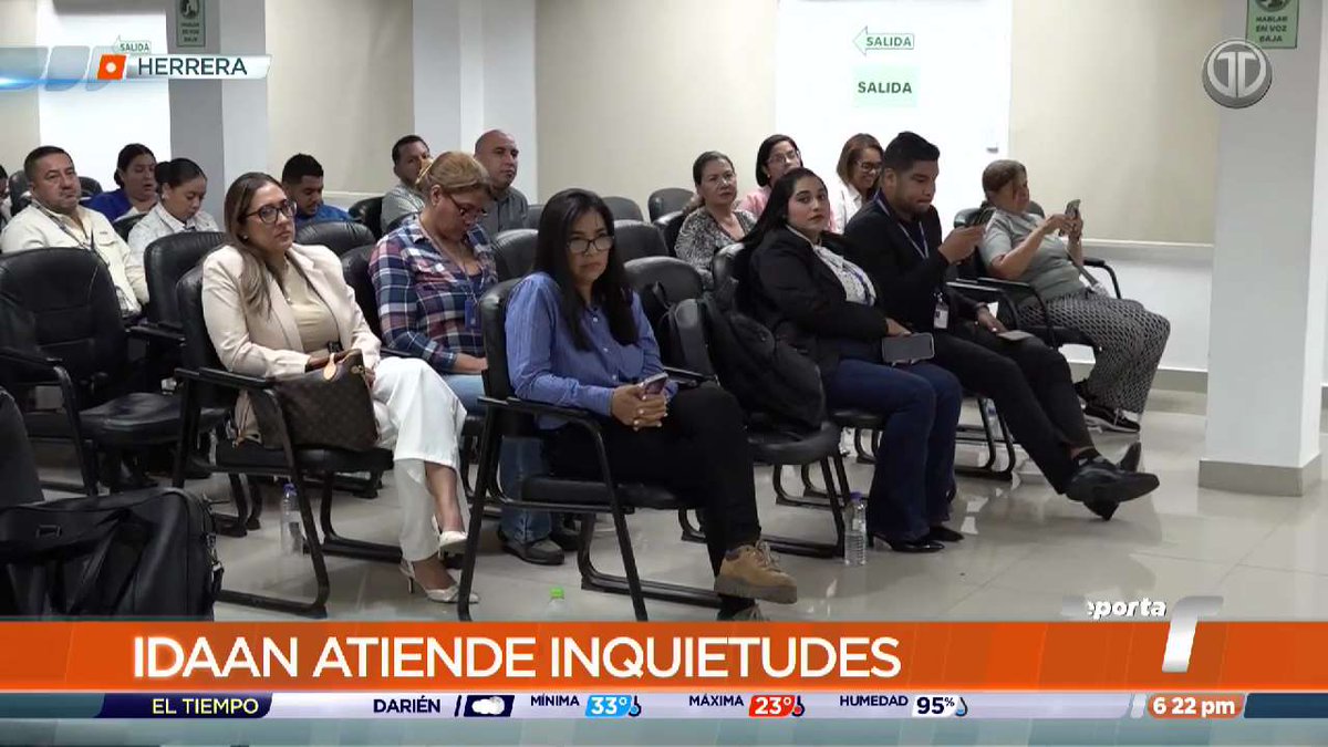 TReporta's tweet photo. Durante un Consejo Provincial desarrollado en la provincia de Herrera, funcionarios del Idaan escucharon las múltiples denuncias presentadas por los moradores y autoridades locales debido a la falta de agua potable en la región.

Pidieron la inauguración de la planta potabilizadora de Los Pozos lo más pronto posible.