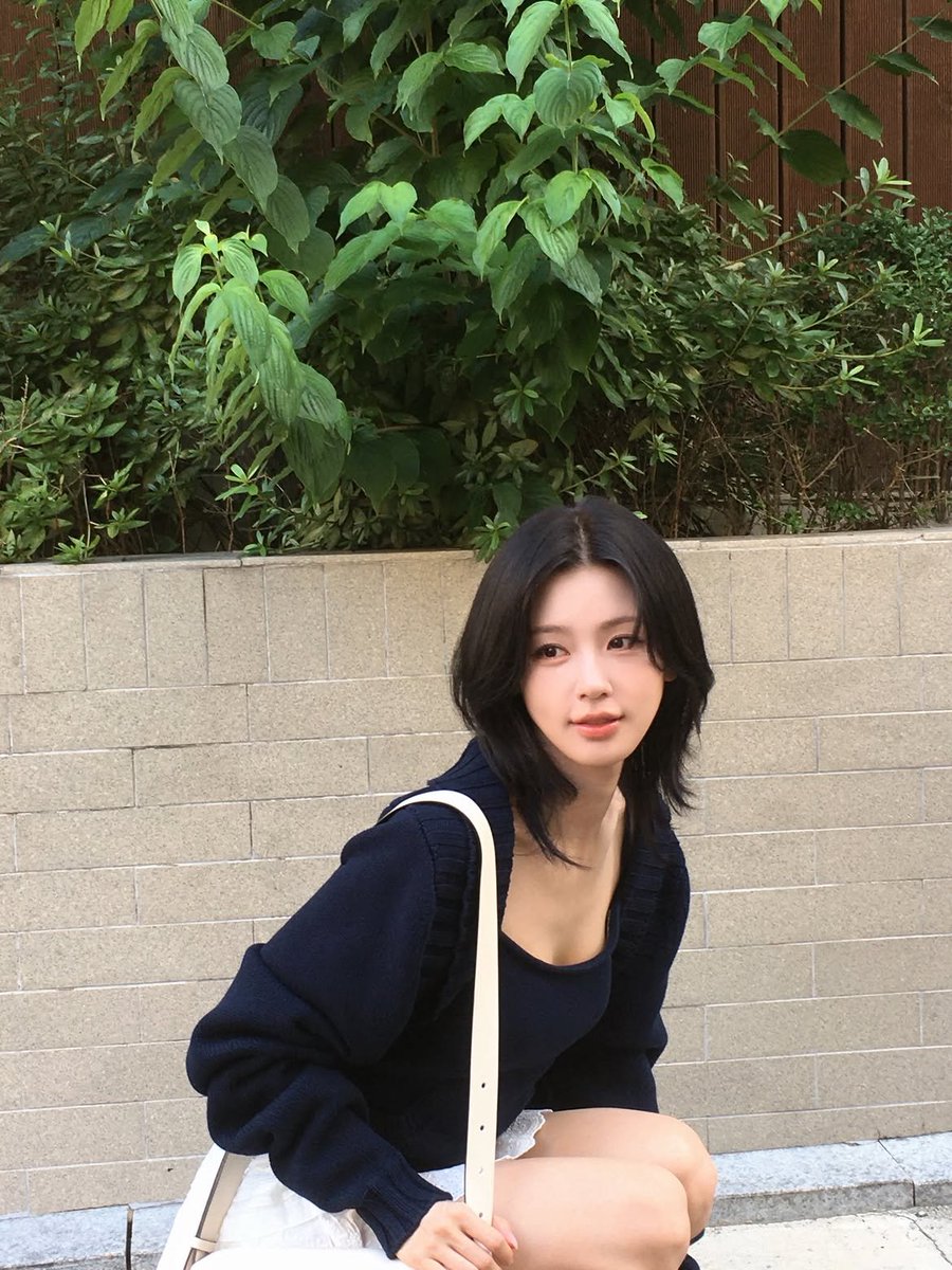 FranceMiYeon's tweet photo. ღ 31.07.26 | Instagram Update ღ
"🐾"
#MIYEON #미연
#idle #아이들
#We_made
#Gimme_Dat_Love https://t.co/aI04UTHlVh