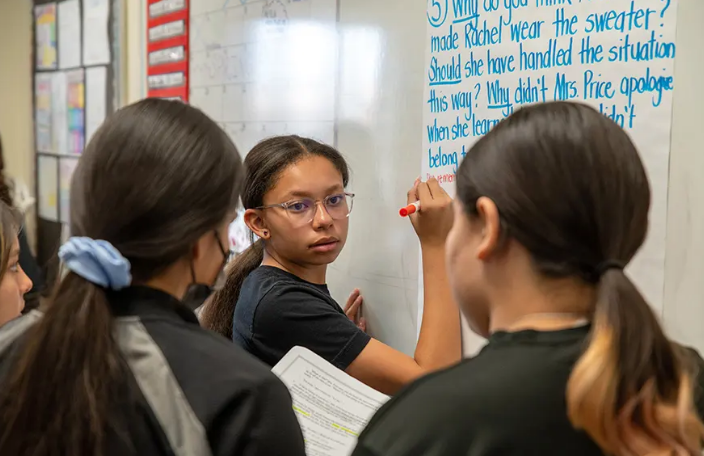 AVID4College's tweet photo. New at August AVID Virtual Live! AVID Excel Level 1 CoP is now available.

If you're supporting long-term multilingual learners in grades 6–8, this is your opportunity to strengthen language development!

Register today before sessions fill: https://t.co/yRYAiGQXAL https://t.co/8IwLVcQu92