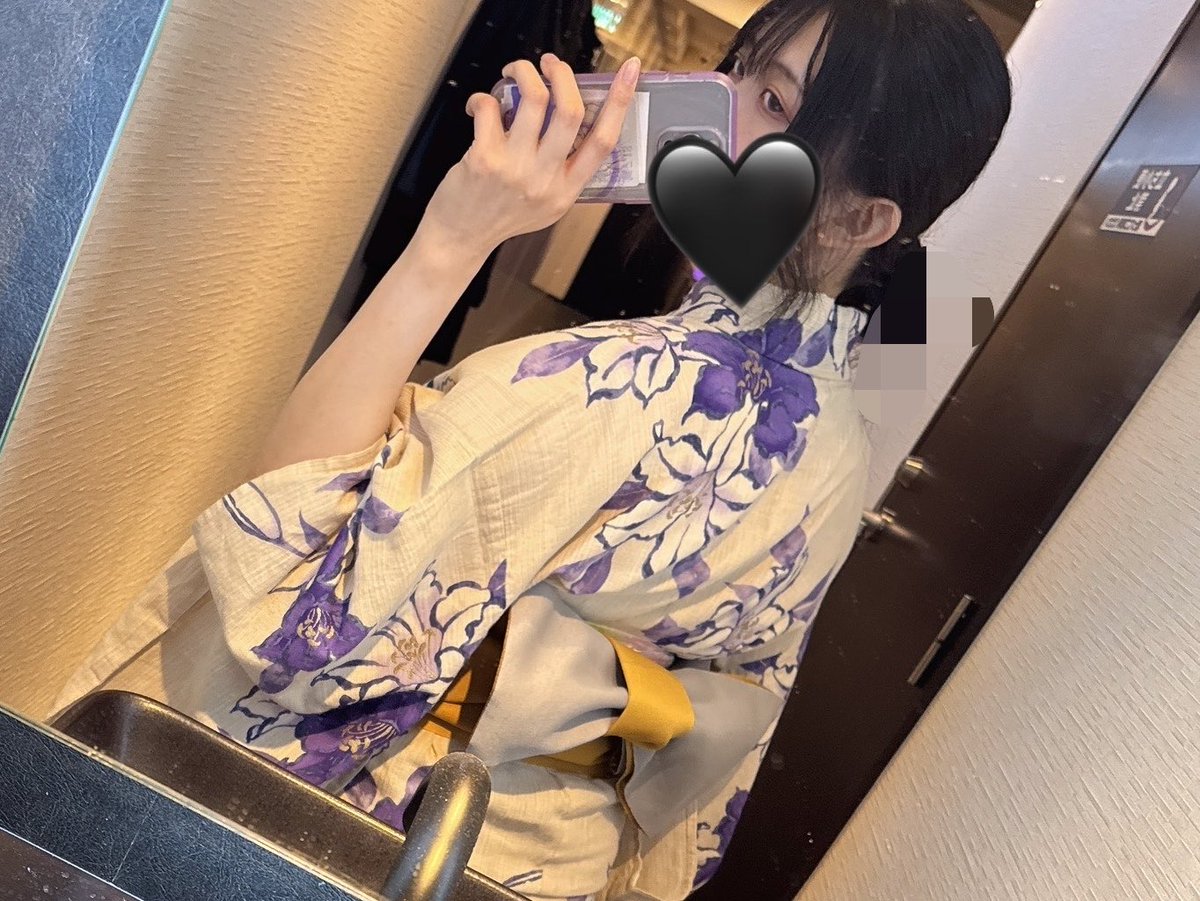 Andia_sera's tweet photo. 今日はことねさんの浴衣をお借りしました着付けもしていただきました！！！！嬉しい可愛い嬉しい連日ありがとうございました！！
お酒もいーっぱいありがとう😙🫶4枚目は天使の羽(未完) https://t.co/bCnmYjezTp