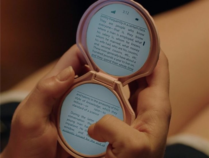 slasherbaddies's tweet photo. the shell phone in it follows (2014) is probably the last example of this in horror movies actually… small world building details are what really stick with me sometimes when watching a movie https://t.co/DQZBNR9JiH