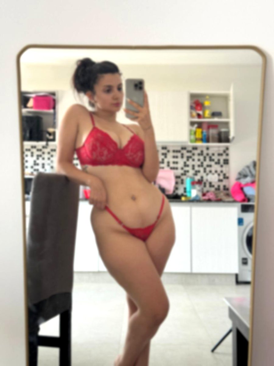 SysTemx5w's tweet photo. why is it so hard to find a boyfriend in 2026? 🥲 https://t.co/egbh76tCUG