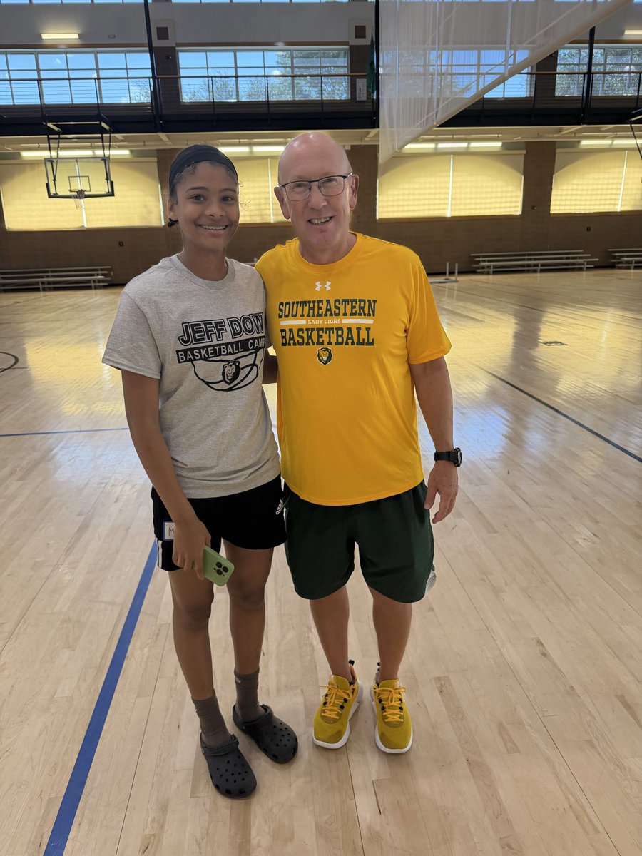 iles_mya_5's tweet photo. After a great camp and talk with Coach @jeffdow , I am BLESSED to receive my first Division 1 offer from @LionUpWBB!  
Thank you Coach Dow and Coach Rix for the opportunity! I will continue to work 🙏🏽🏁
@FAMhoopsGbb @famhoopssouth 
@girlzprepreport @SuddenEwbb @AnalyticalCoach https://t.co/SkKVQd28PB