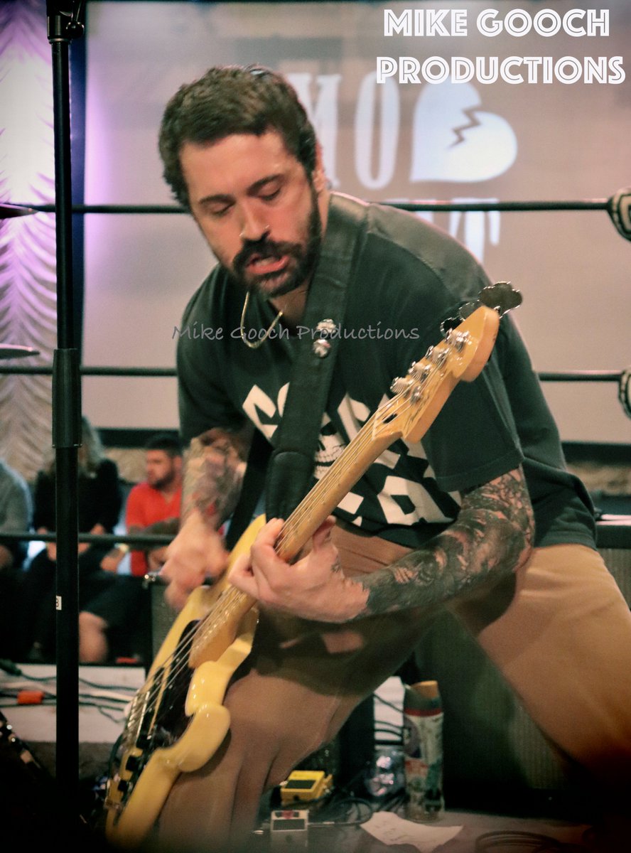 MikeGooch_Pics's tweet photo. Bad Luck by #MikeGoochProductions
#photography #FollowThisPhotoGuy #SHARETHISPOST #GCW #GCWWrestling #GCWEmo #EmoFight #NewJersey #WilliamsCenter #SmackDown #WWERaw #WWEID #WWENXT #emo #TNAiMPACT #AEW #WrestlingCommunity #music #band #rockband #concertphotography #badluck https://t.co/miK2NJGwHh