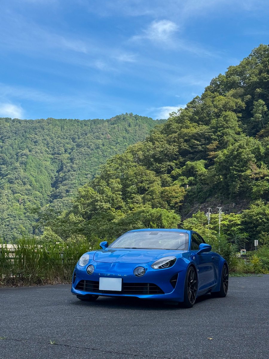 hirosskee's tweet photo. おはやはぎ☀️
日陰涼しい👍 https://t.co/VTyFCRhMzi