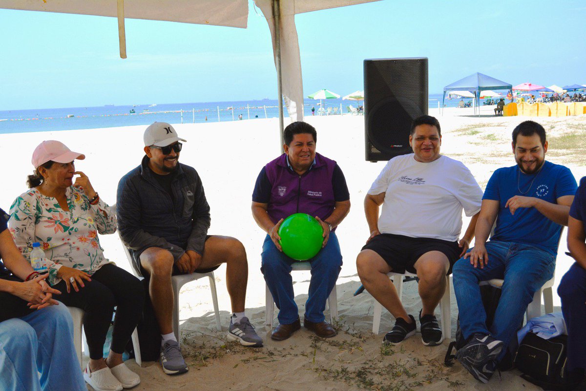Salud_StaElena's tweet photo. #Salinas| 🧠 Desarrollamos acciones de cuidado de la salud mental del personal sanitario de la Red Pública Integral y Complementaria de Salud que presta su contingente en atenciones en situaciones de emergencia y desastres. https://t.co/6oyI1qOee7