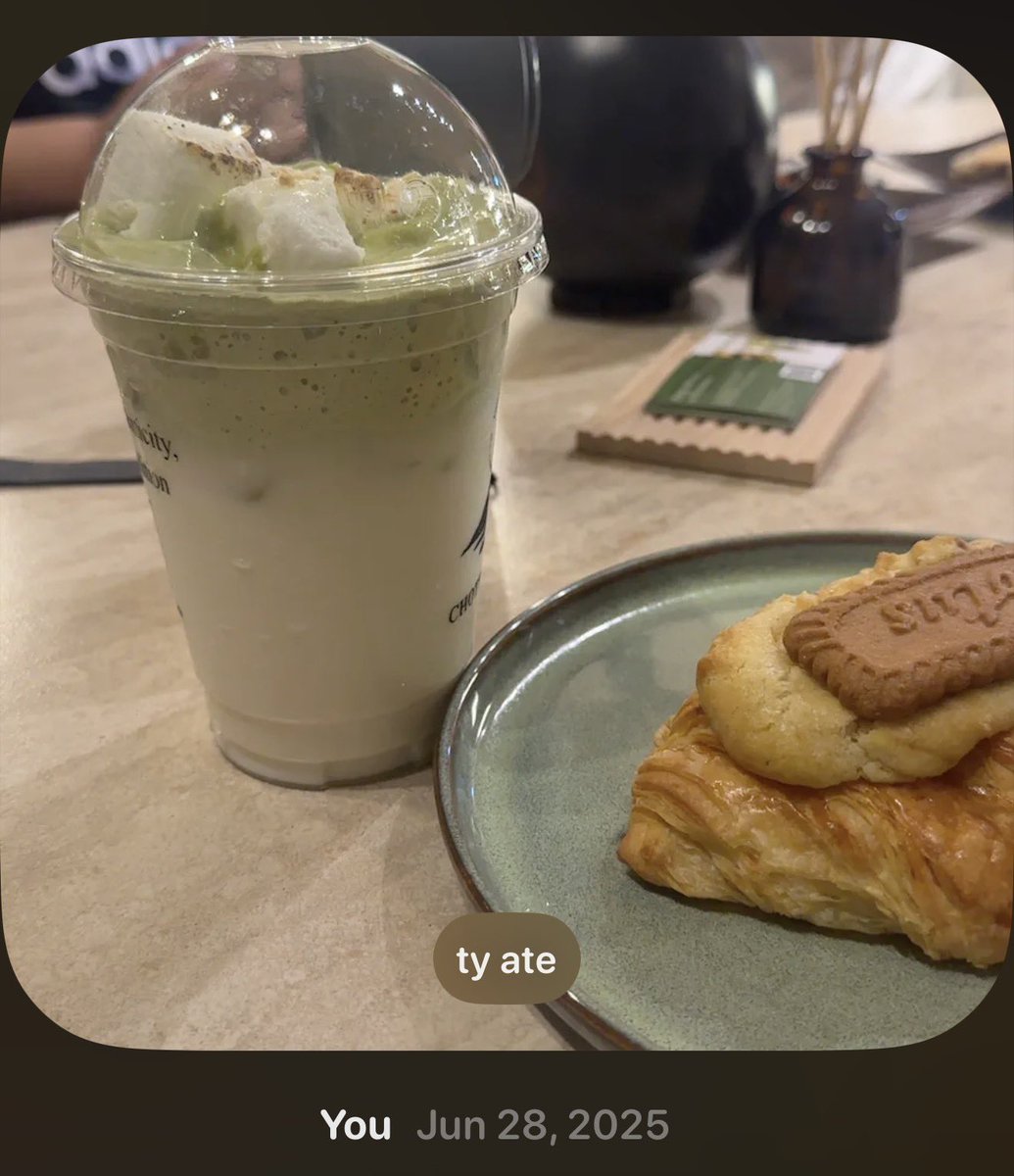 alsonnn___'s tweet photo. chotto matcha
marshmallow cloudy matcha

actually di ko na maalala yung lasa neto pero feel ko nagustuhan ko sya kasi dalawang beses ko sya inorder HAHA try ko ulit sumtym https://t.co/7azh4Qsniy