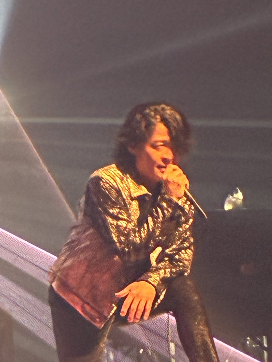 SlaveDai_'s tweet photo. 最強のフロントマン🎙️

20260731 大阪

#LUNASEA #LUNAPIC #RYUICHI https://t.co/7scA9ywB2N