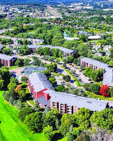 BusinessMN's tweet photo. Osso Capital, a New York City firm, acquired the 336-unit Twelve 501 apartment complex in Burnsville, marking its first Twin Cities investment. https://t.co/c44pk9NfpI https://t.co/6EczT12pcF