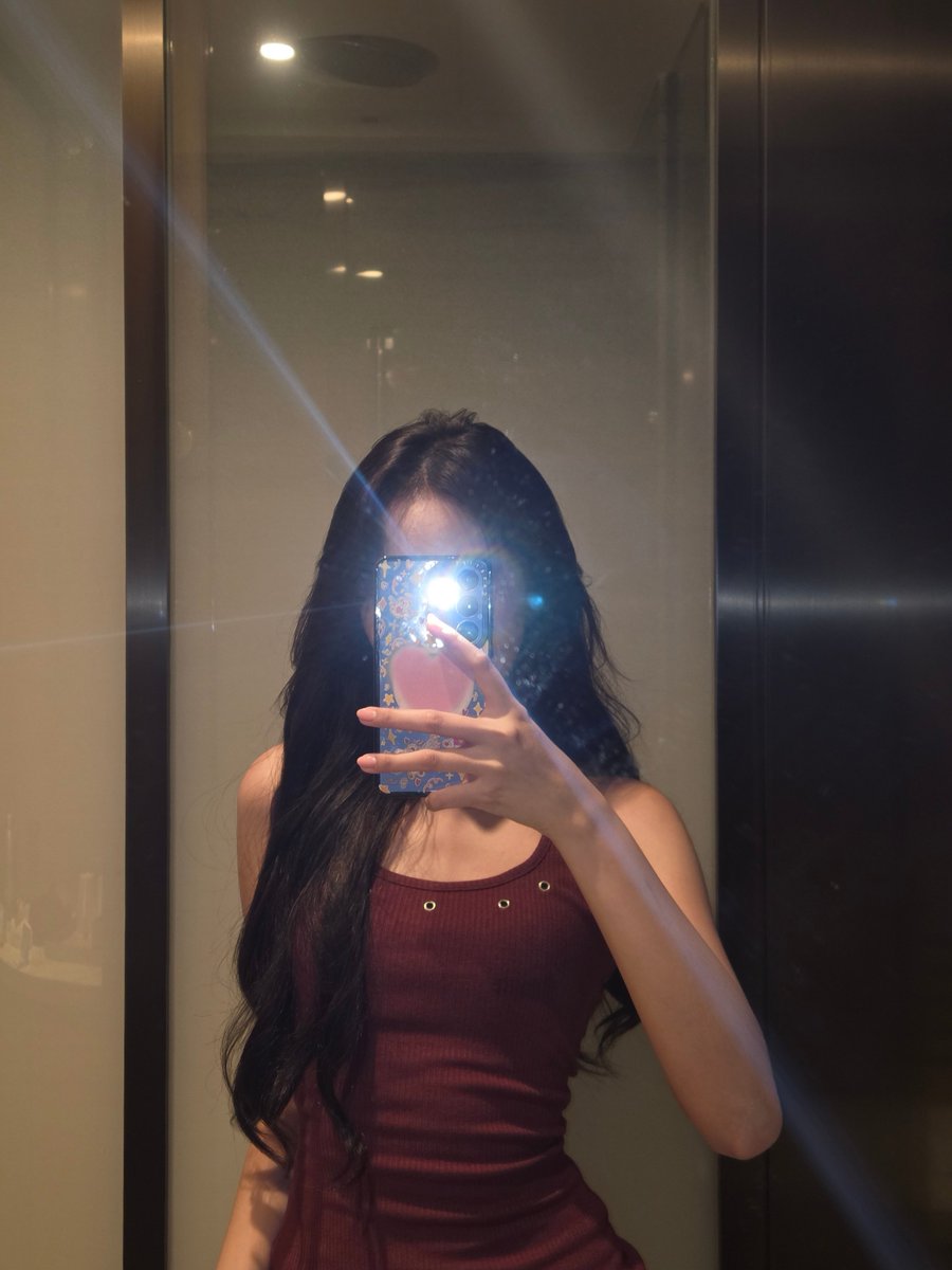yerisgood's tweet photo. #CARMEN weverse update https://t.co/3oWpU5PULU