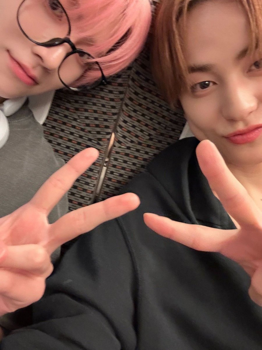 욤 tweet media