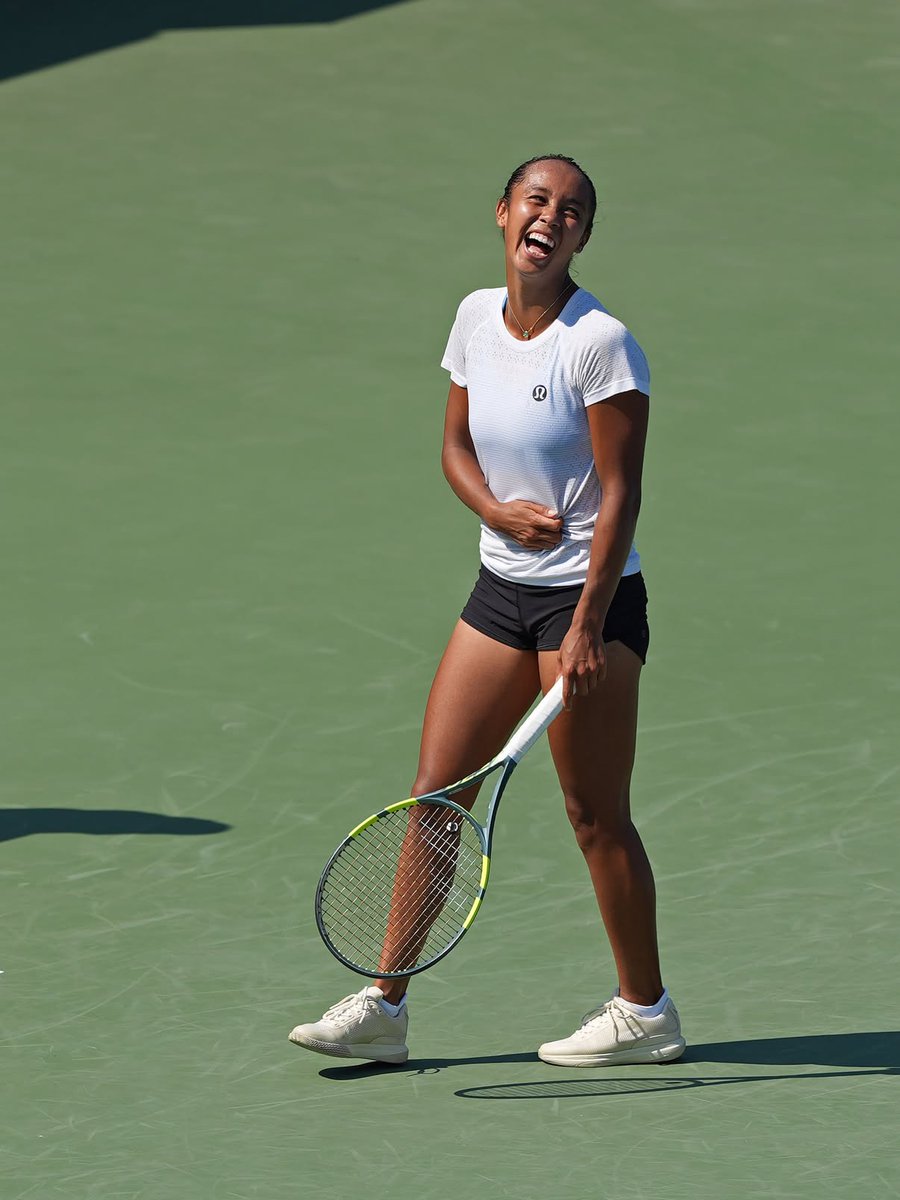 leylah_fanpage's tweet photo. Draw’s out for the National Bank Open aka the Canadian Open
#Vamos. Allez. Laban. Leylah Fernandez 🎾 #nbotoronto https://t.co/CF1x8TUro7