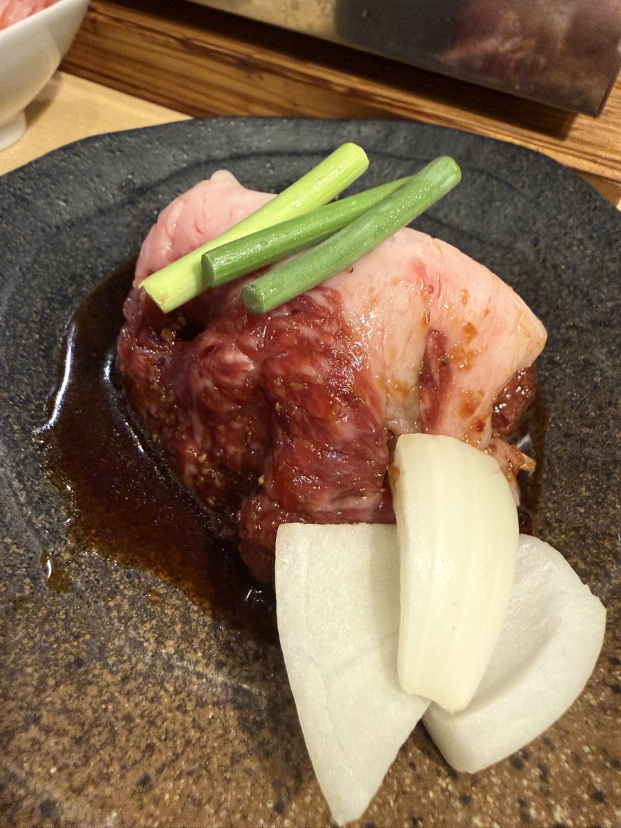 cuber_11_27's tweet photo. 焼肉を食べると幸せな気持ちになる
（単純なハッピー野郎） https://t.co/8mduRDEeGK