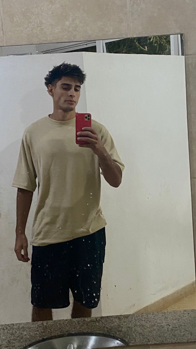 FernandoMayol10's tweet photo. 🤘🏼 https://t.co/Y082KgAils