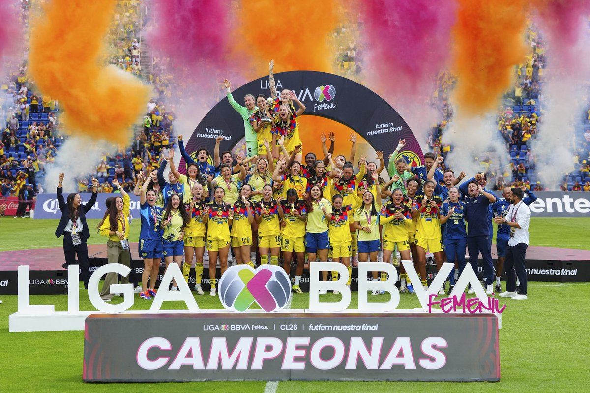 Iv4nGalvan's tweet photo. Antes de que inicie el nuevo torneo solo quiero decir que otra cosa de lo cual me hace sentir orgulloso de mi equipo fue que siempre respetaron a sus rivales y festejaron para ellas y nosotros como afición. https://t.co/kkkM86h7sd