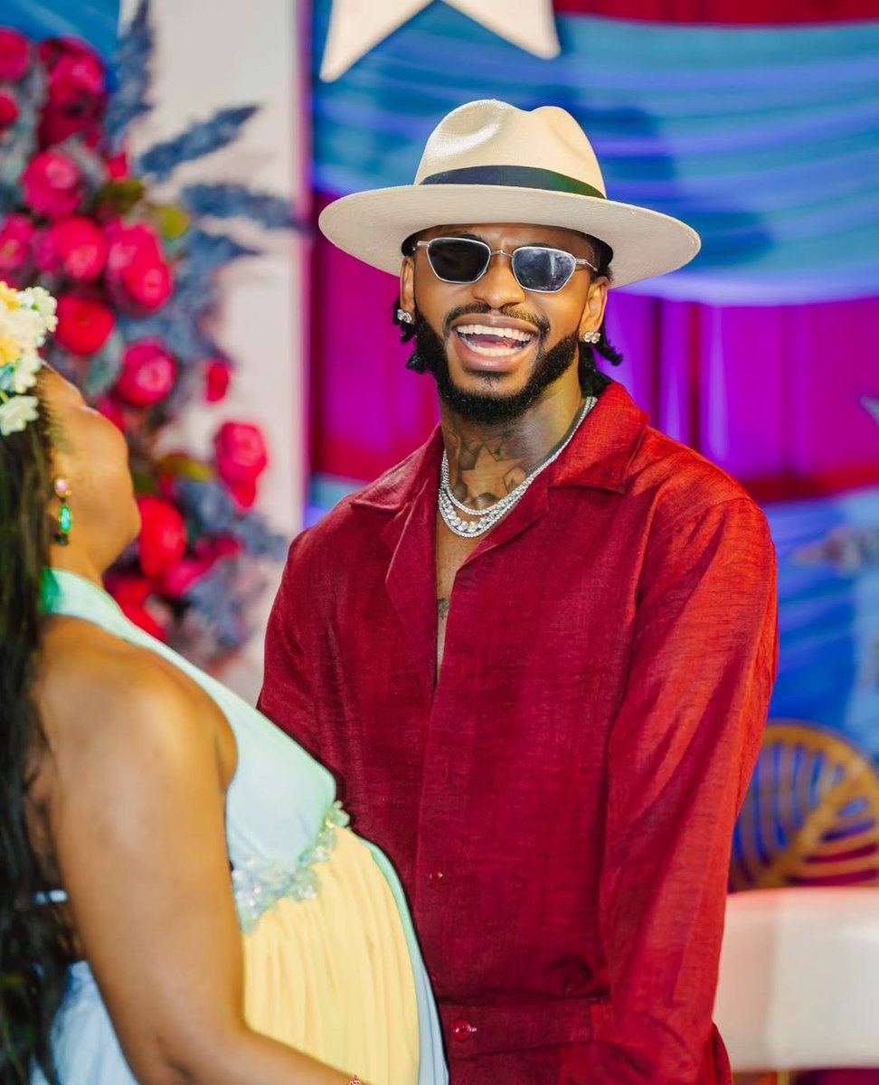 audacewilly250's tweet photo. Umuhanzi w'icyamamare muri Tanzania, Diamond Platnumz, n'umugore we Zuchu, bari mu byishimo nyuma yo gutangaza ko bitegura kwibaruka umwana w'umukobwa https://t.co/ZMIeGAJSiB