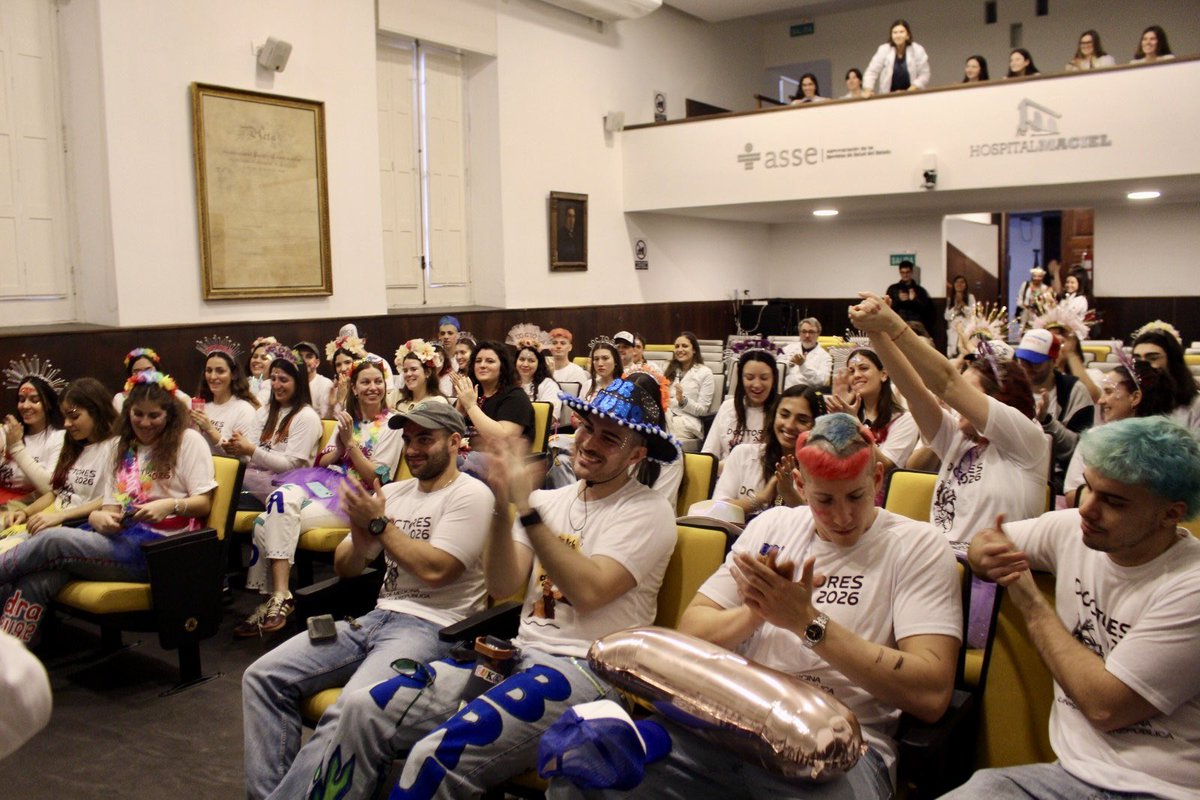 ASSEHMaciel's tweet photo. 🎓 ¡Felicitaciones a la nueva generación de doctoras y doctores en Medicina!

Nos enorgullece haber sido parte de su formación. Les deseamos a todos los nuevos profesionales una carrera guiada por el compromiso, la vocación y la dedicación al servicio de la salud. https://t.co/4HXJ3E14wb