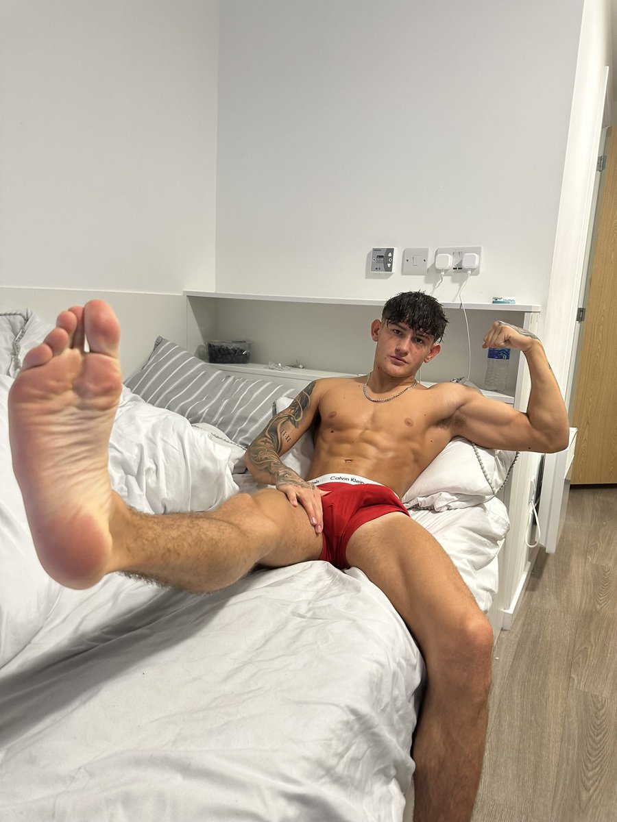 master_David43's tweet photo. This has to be my favourite 🥵 https://t.co/sjACXLOjLf