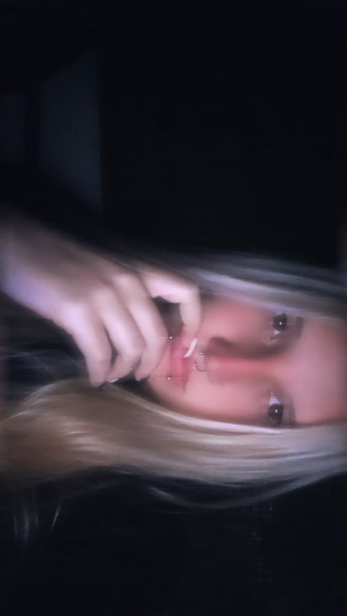 cosmiccaa_'s tweet photo. Blonde era 🤍 https://t.co/JruZWje0HK