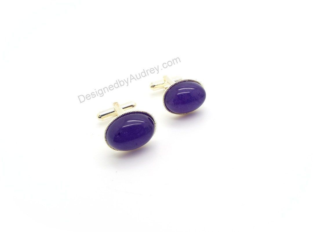 DesignsbyAudrey's tweet photo. Just great Amethyst Cufflinks - Oval Amethyst Cufflinks - Purple Cufflinks by #DesignedbyAudrey.   Lovely #handmade mens accessories and jewelry https://t.co/YoYDFBeBjJ via @Etsy #cufflinks #etsymens #etsyshop #mensaccessories https://t.co/wKjxqvfVPR