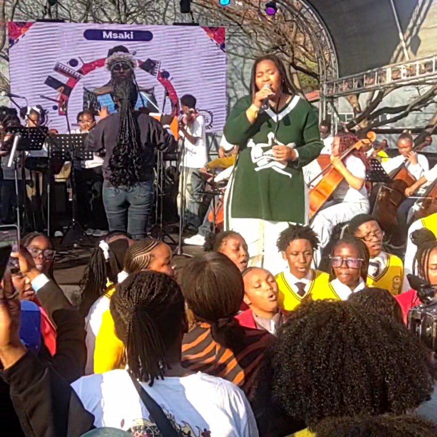 BlazeAndAss's tweet photo. Ai for who? Never let technology override the oral traditions. Jazz been amazing &amp; it's still blazing 

@JoyOfJazz #J4YP#SBJOJ2026 https://t.co/YwMN4SNoUs