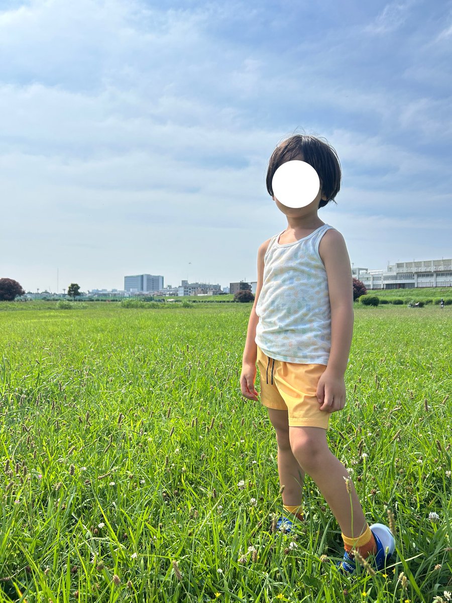 rafel_0829's tweet photo. 夏だねー2
お兄ちゃんのかけっこ教室付き添い
タンクトップ弟🎽 https://t.co/CSH1AR6dcn