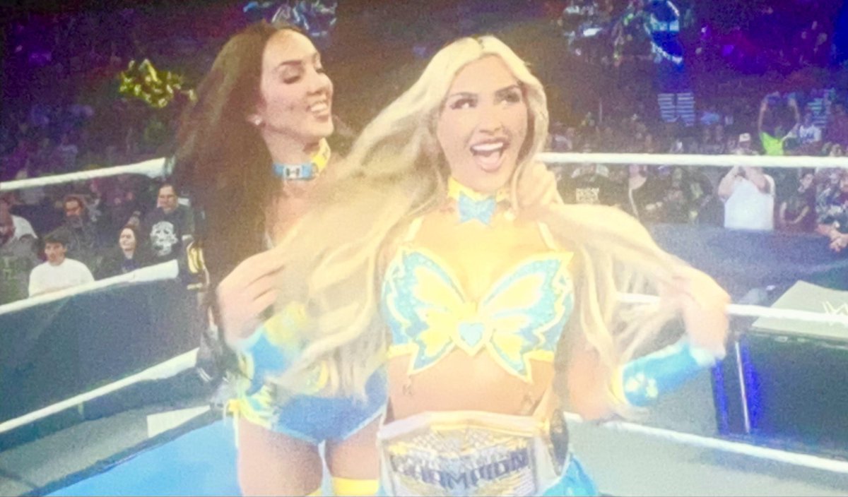 xdx_ruby76627's tweet photo. They gave Chelsea and Tiffany got a Jobber entrance 😭 https://t.co/6aoU5WgHxA