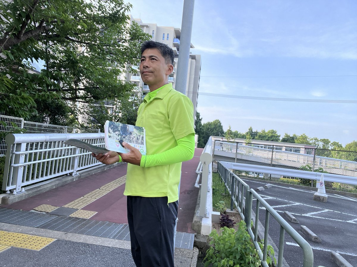babakeijiro's tweet photo. 朝の活動報告
7/27、北大阪急行・桃山台駅
7/28、大阪メトロ・江坂駅
7/29、阪急・南千里駅
7/30、吹田市倫理法人会MS
7/31、JR岸辺駅

この一週間はチラシの受取り率が高かったです。国会終盤での副首都法案の成立の影響でしょうか。 https://t.co/zd4RTOcXkY
